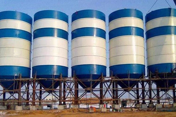 在行業(yè)里運(yùn)用使用比較多，這種規(guī)模的水泥罐可在中等以上的建筑工地施工